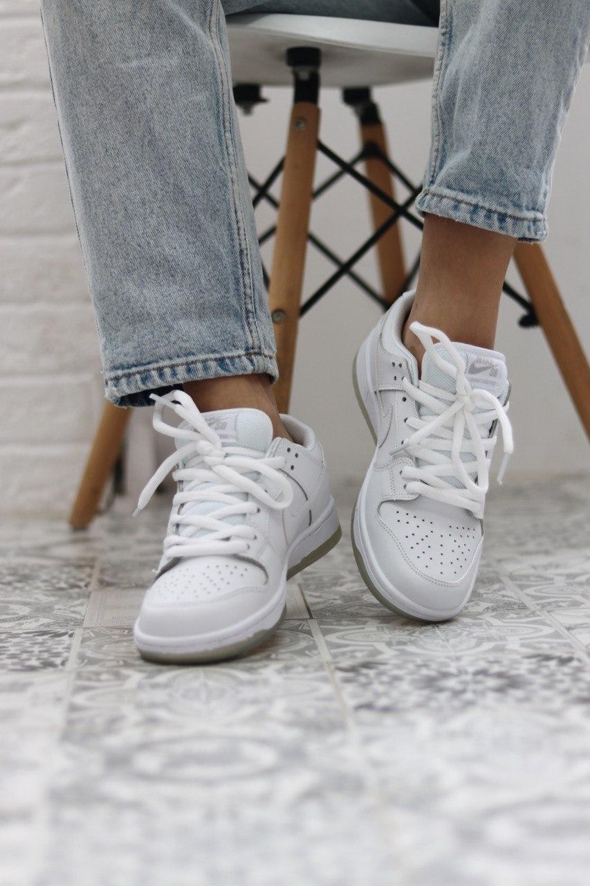 Nike Dunk Disrupt White