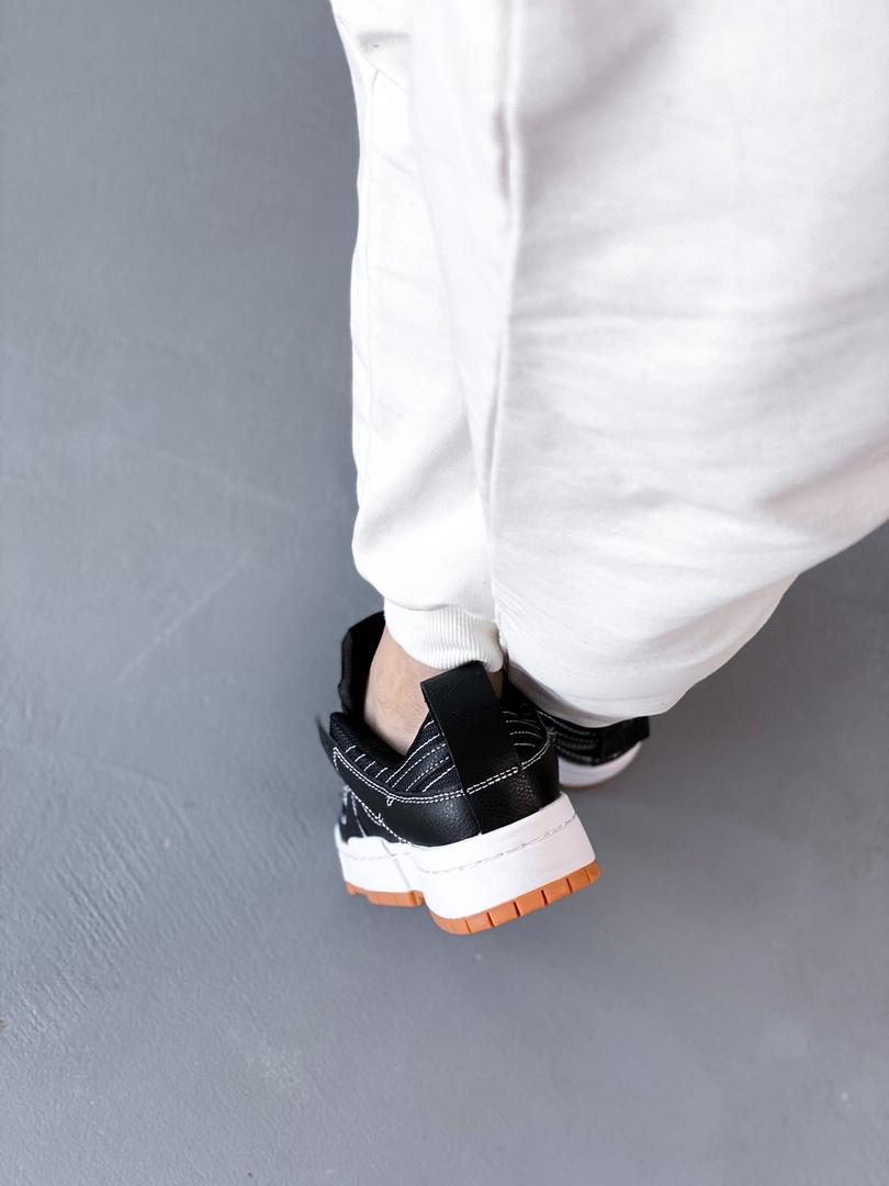 Nike Dunk Disrupt Black White 1