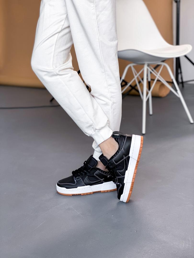 Nike Dunk Disrupt Black White 1