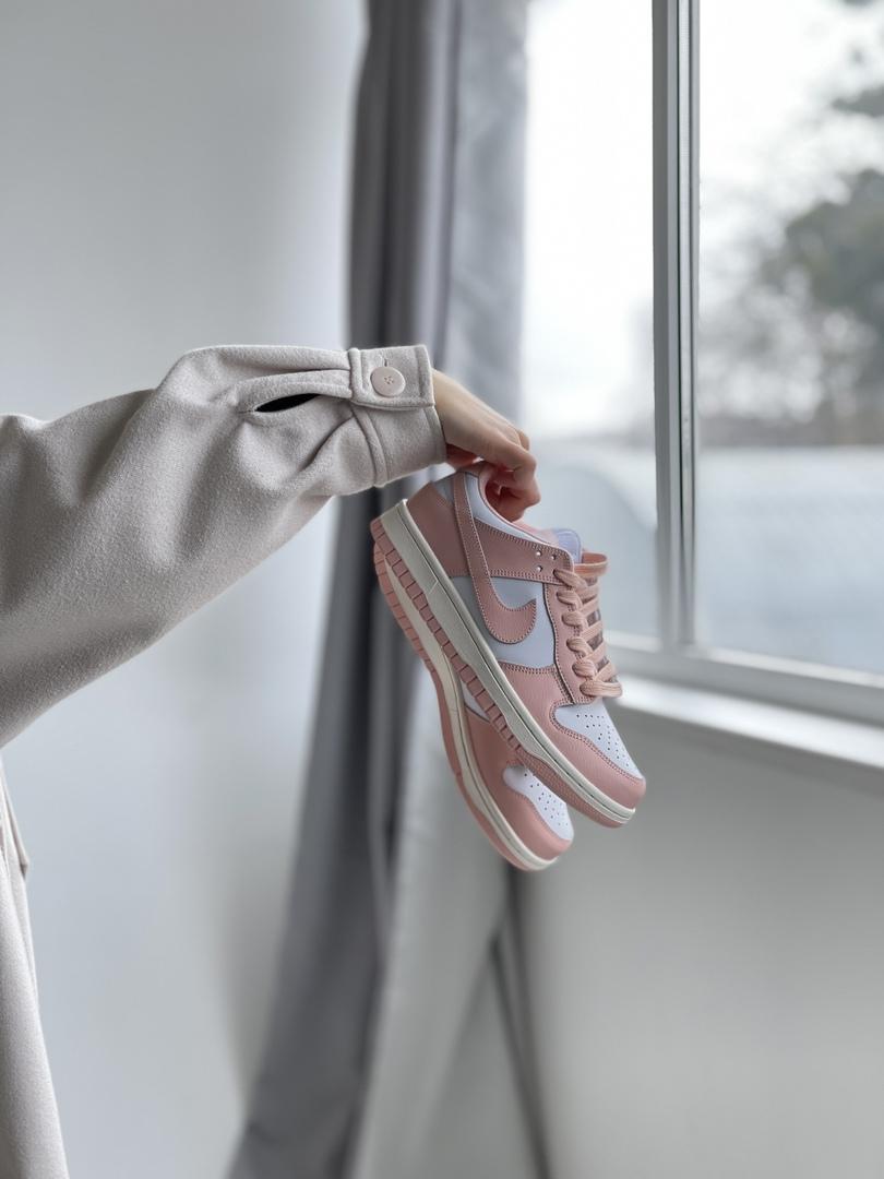 Nike Dunk Disrupt Pink White 2