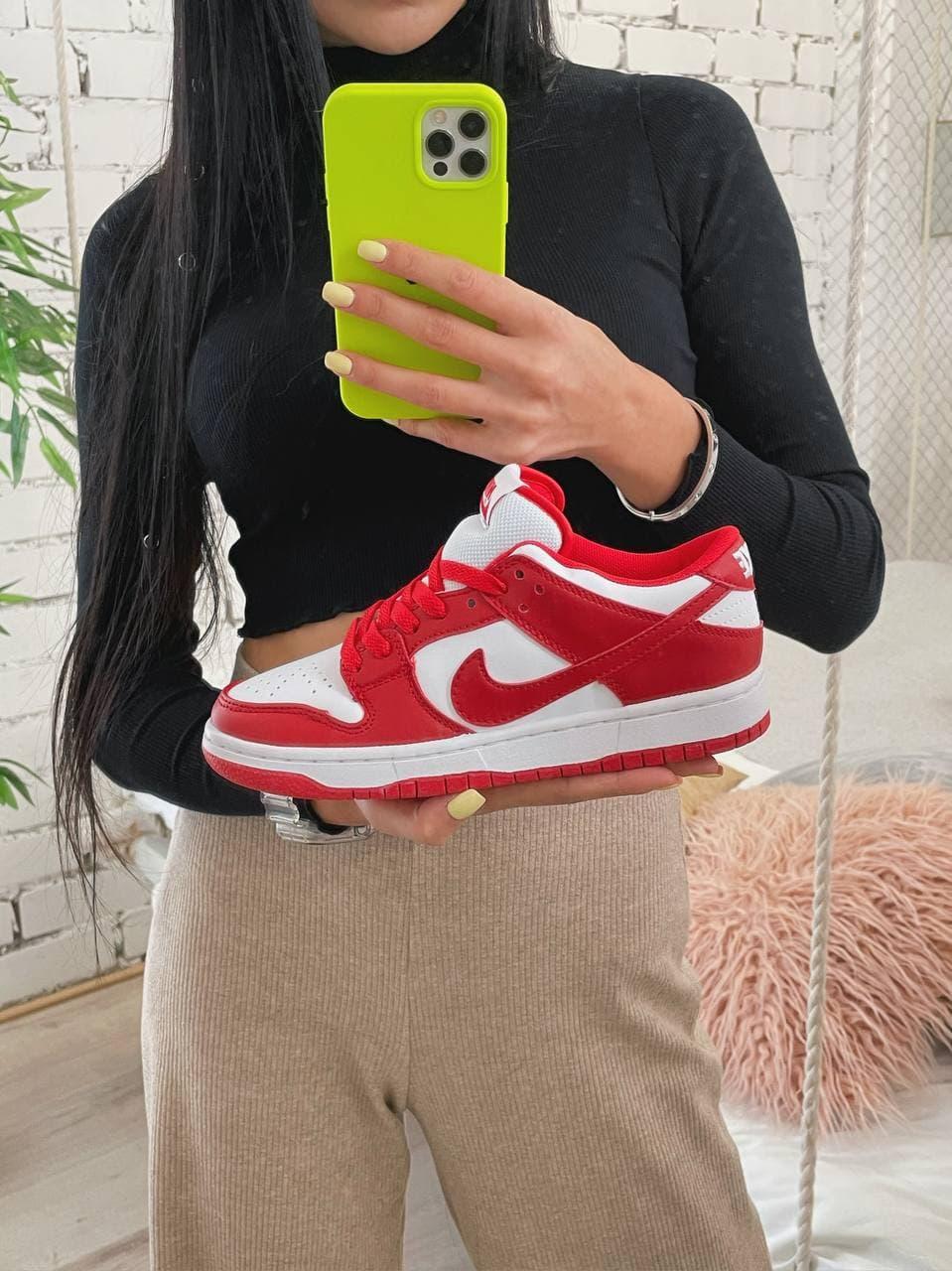 Nike Dunk Disrupt Red White 1