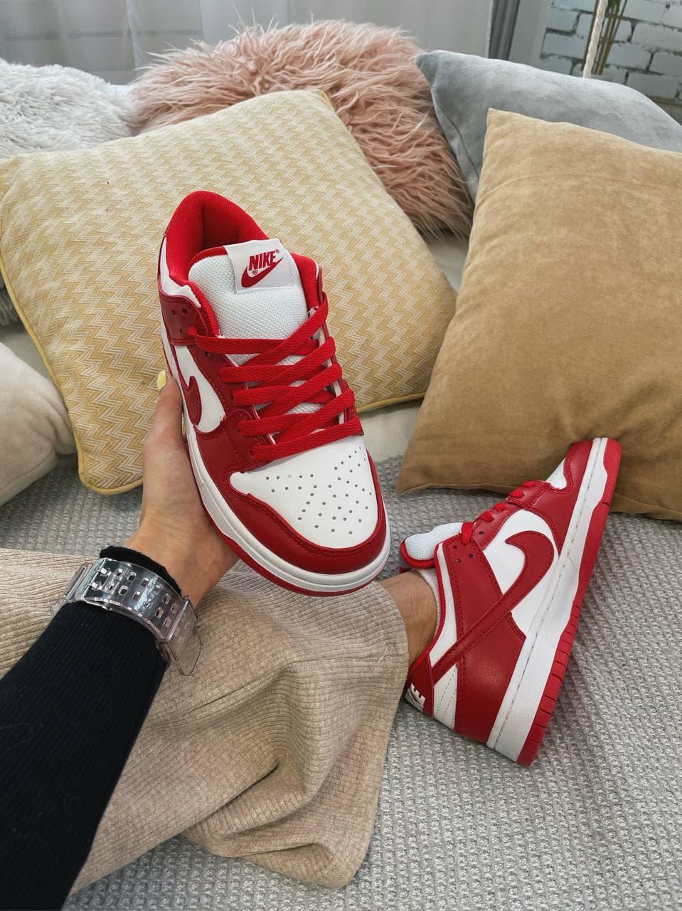 Nike Dunk Disrupt Red White 1