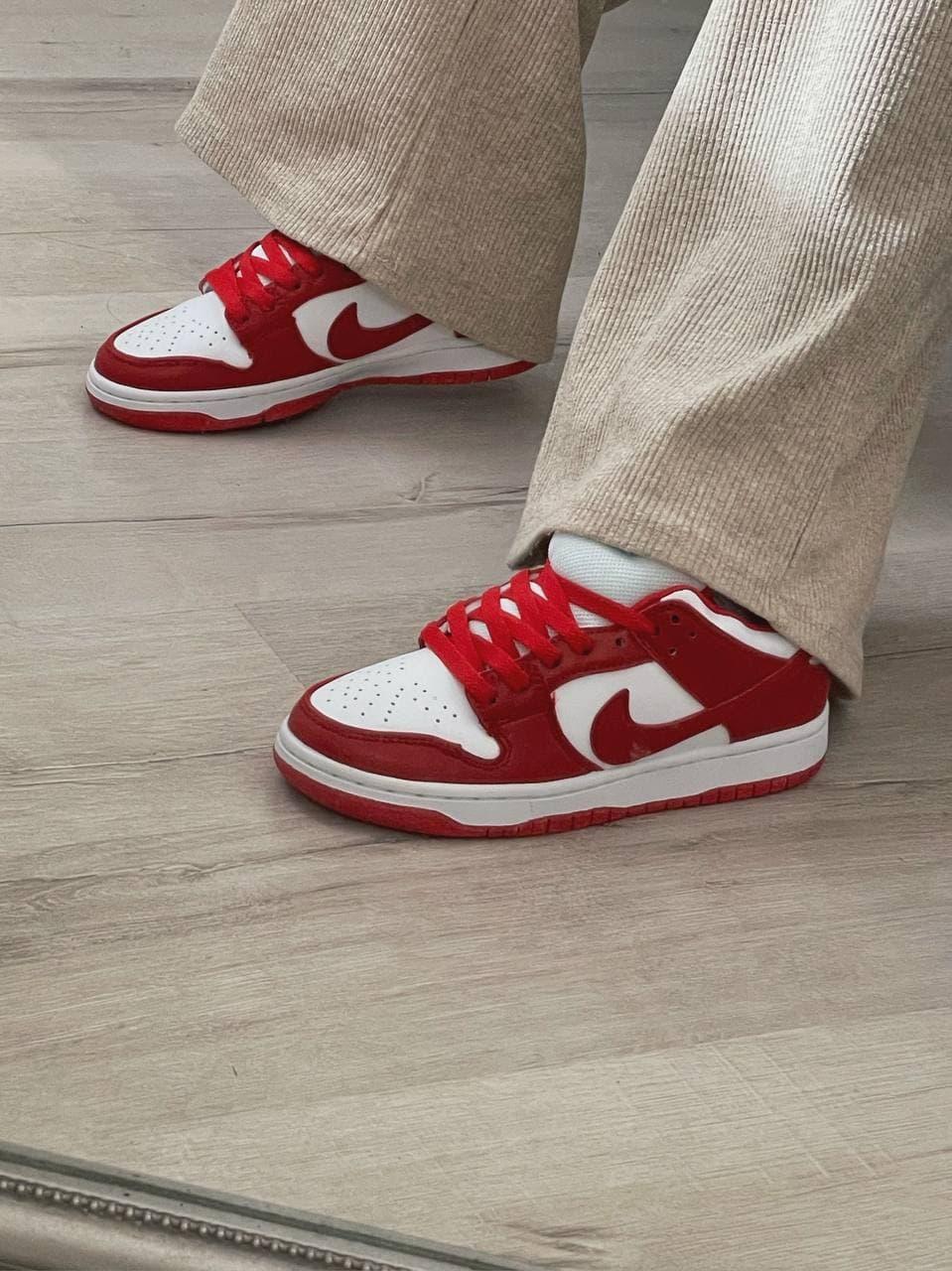 Nike Dunk Disrupt Red White 1