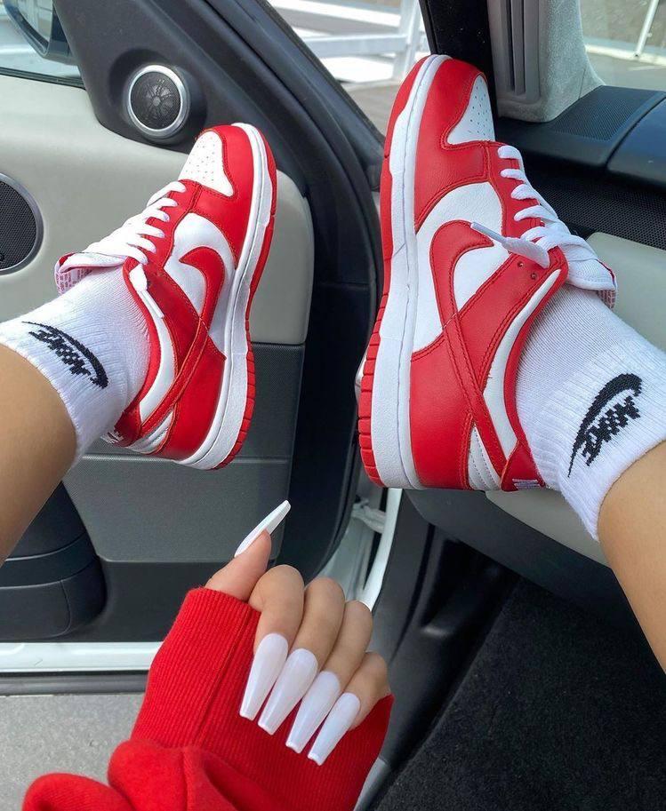 Nike Dunk Disrupt Red White 1