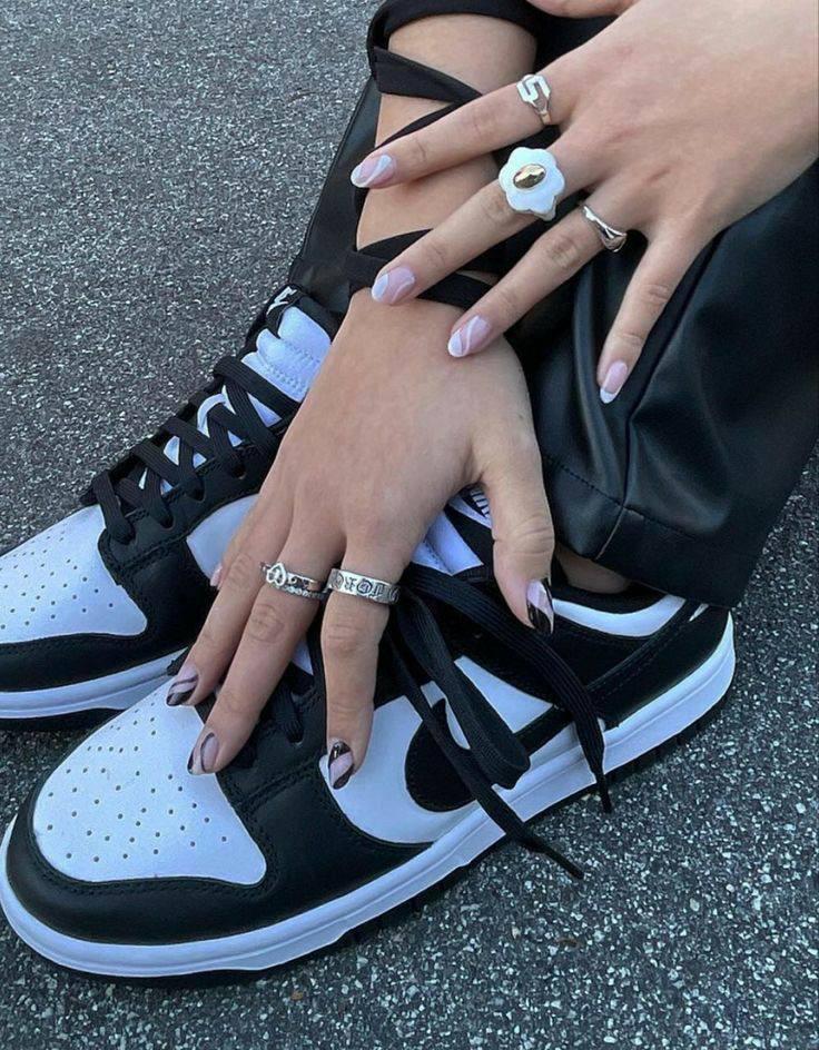 Nike Dunk Low Retro White Black