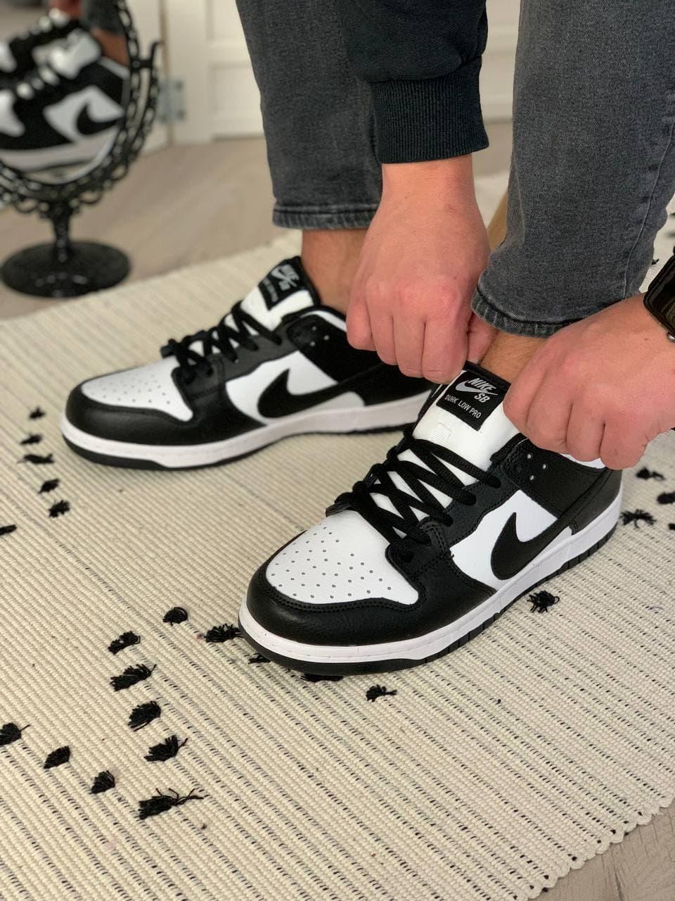 Nike Dunk Low Retro White Black