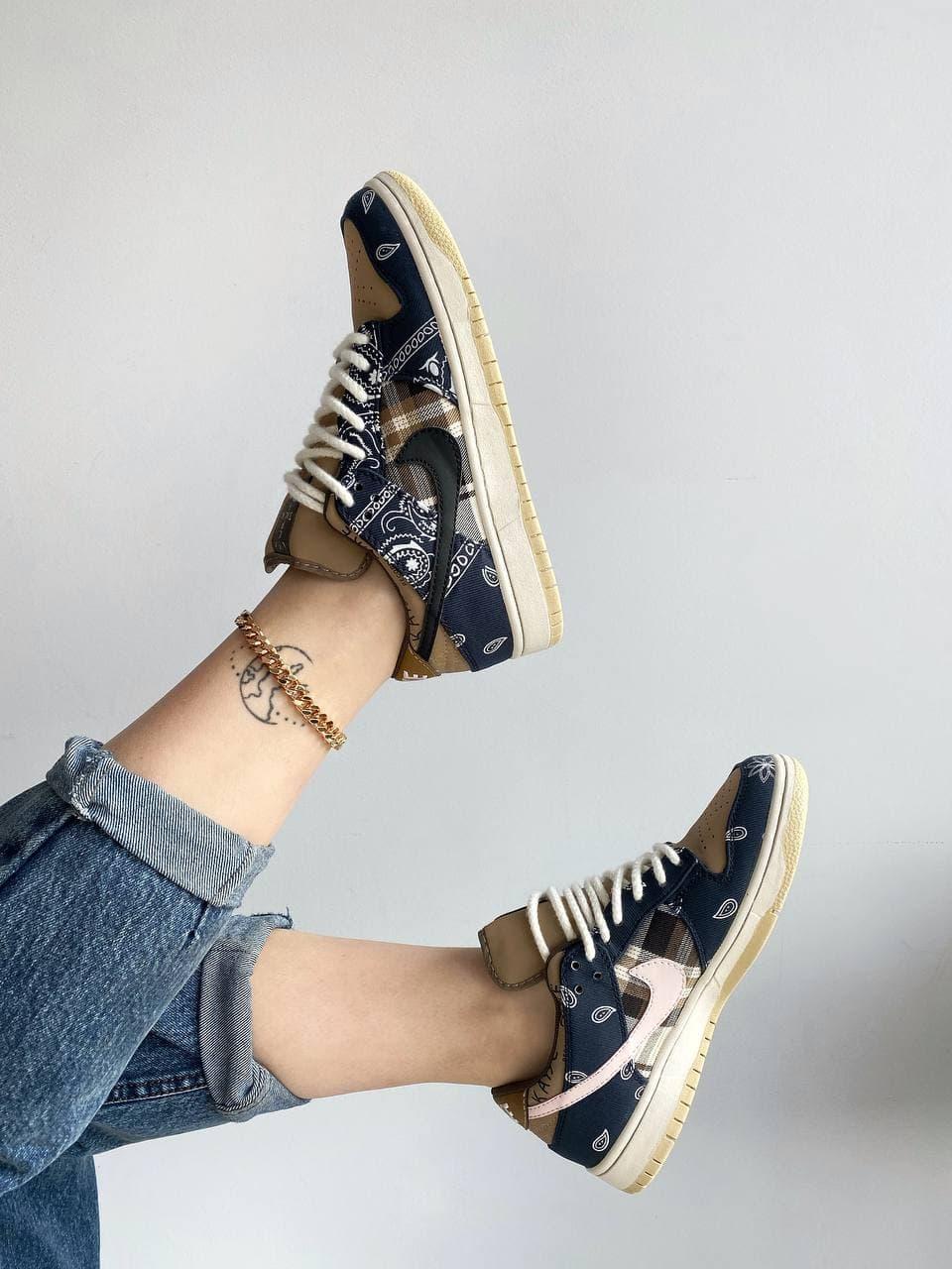 Nike SB Dunk Low x Travis Scott Cactus Jack Brown