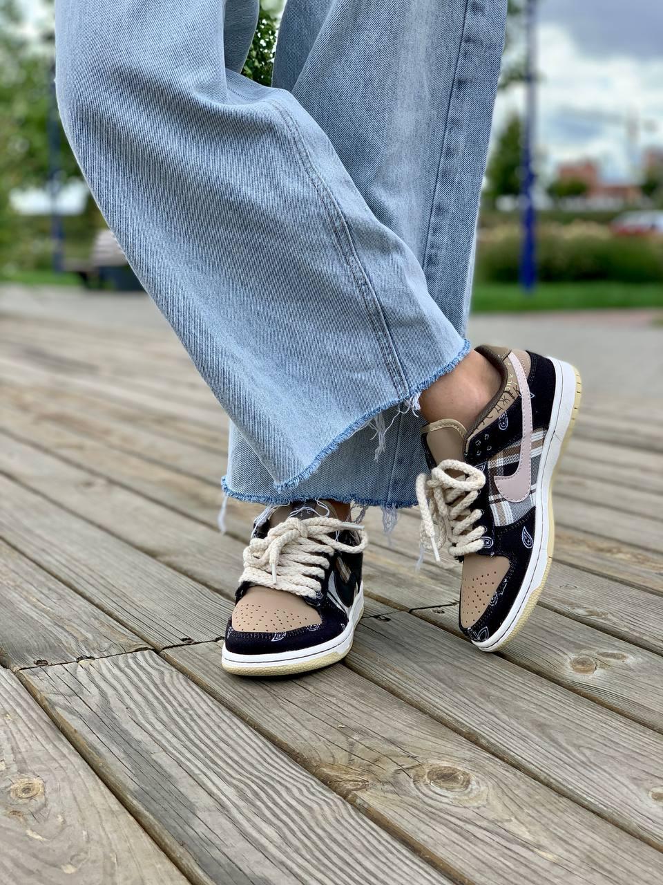 Nike SB Dunk Low x Travis Scott Cactus Jack Grey