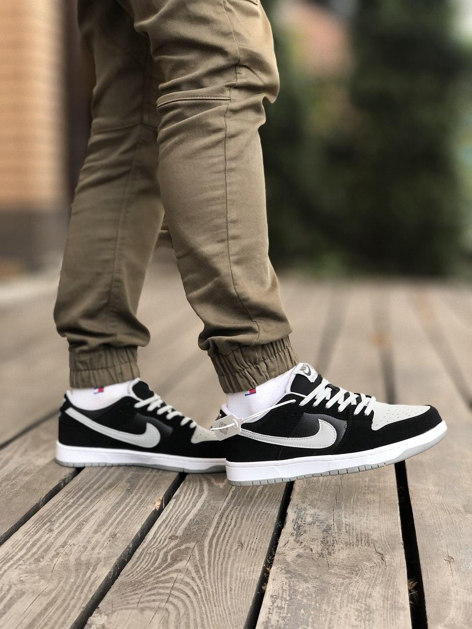 Nike Nike SB Dunk Low Black Grey 1