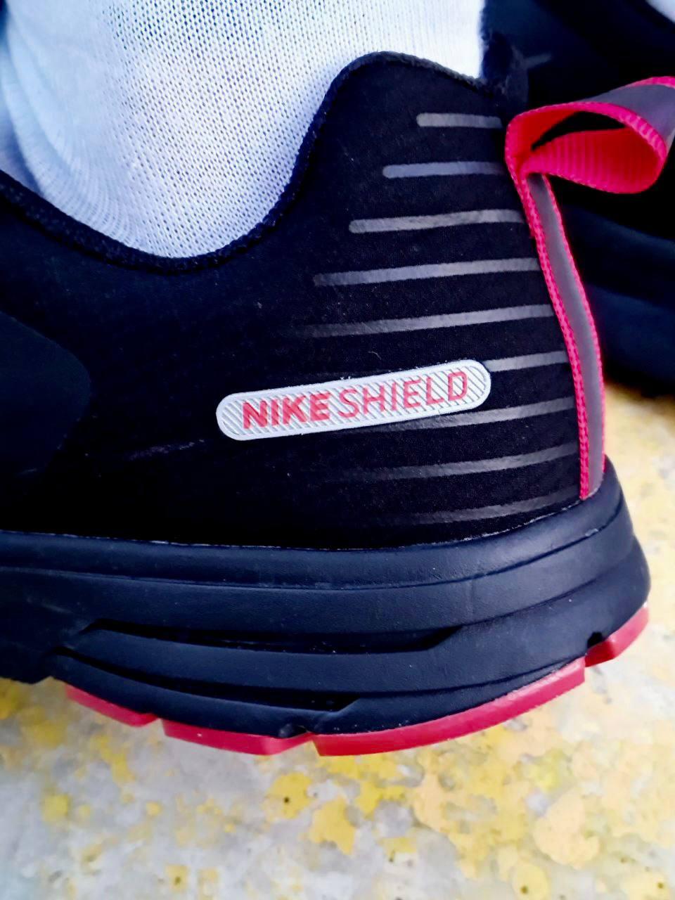 Nike Shield Structure 17 Gore-Tex Black Red