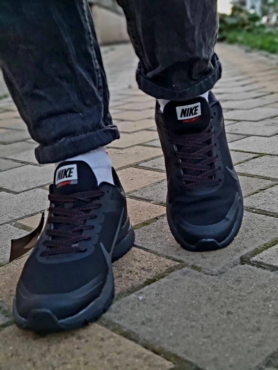 Nike Shield Structure 17 Gore-Tex Black Red