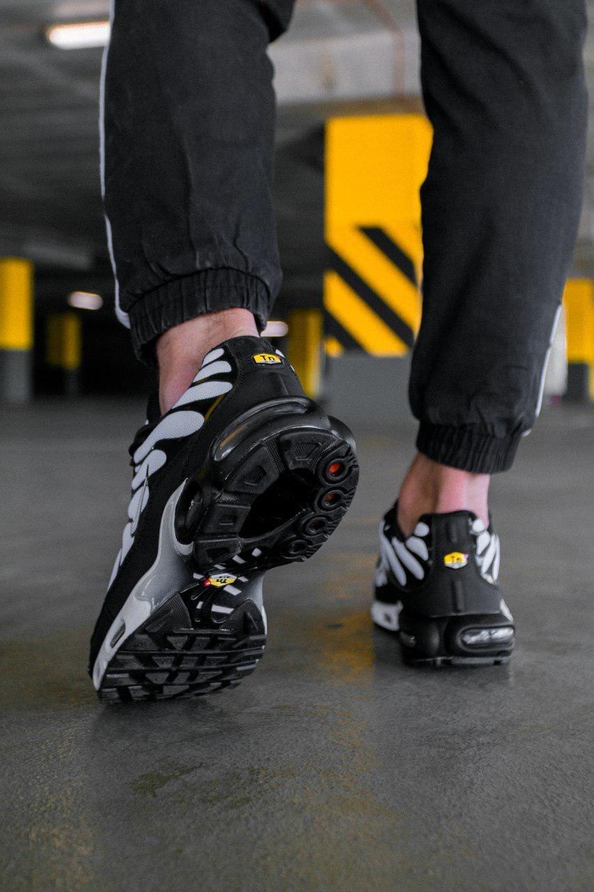 Nike Air Max Plus TN White Black