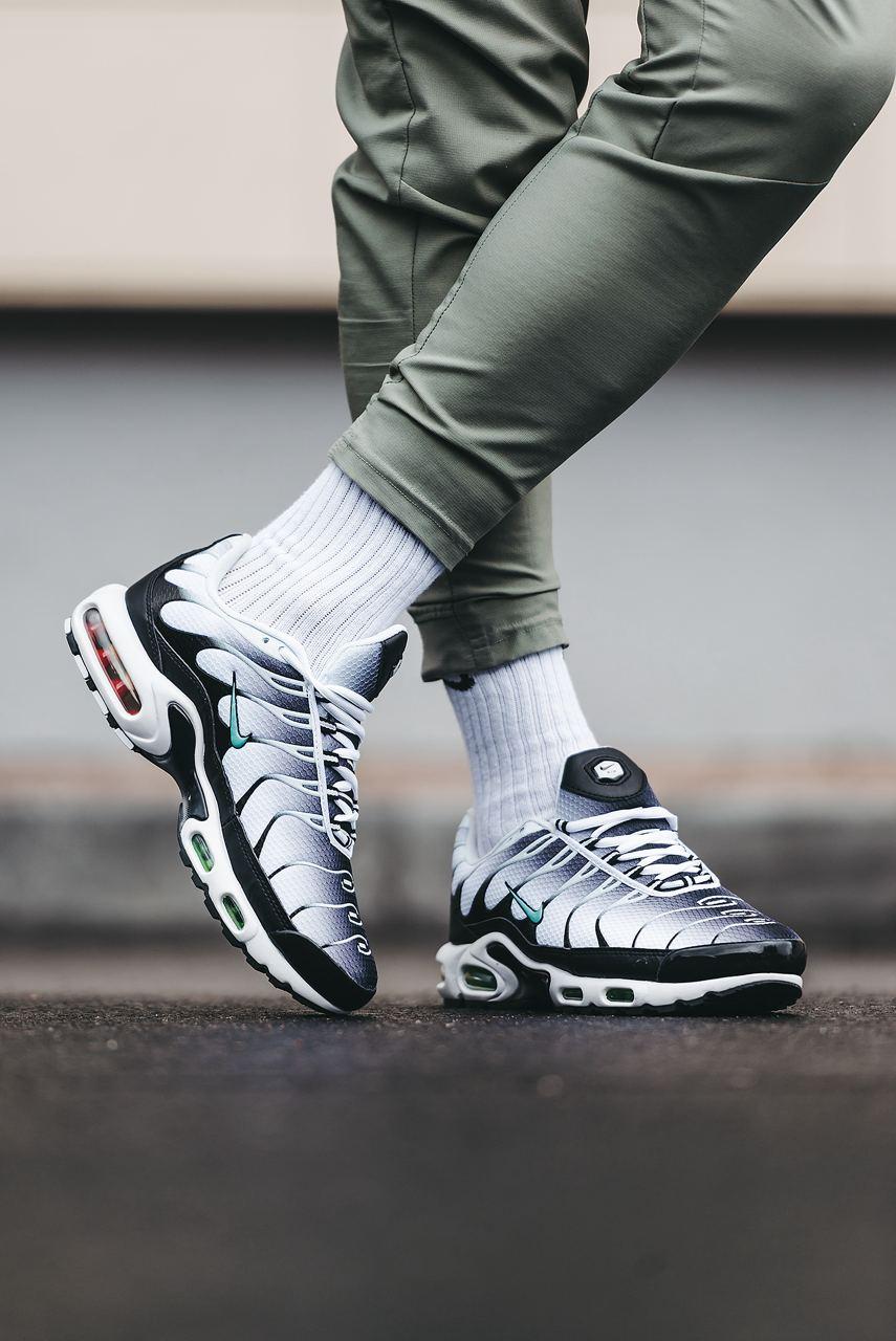 Nike Air Max Plus TN Black White Green