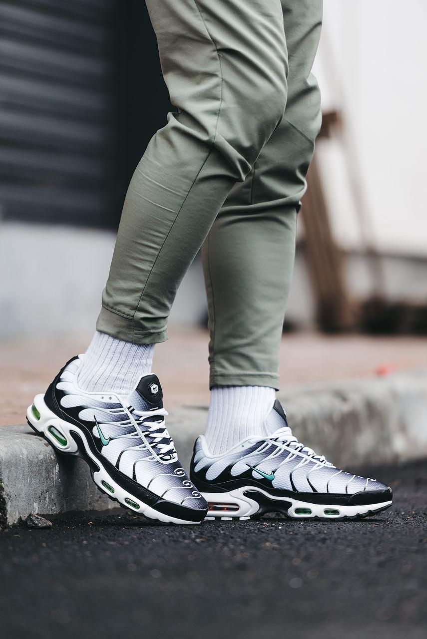 Nike Air Max Plus TN Black White Green