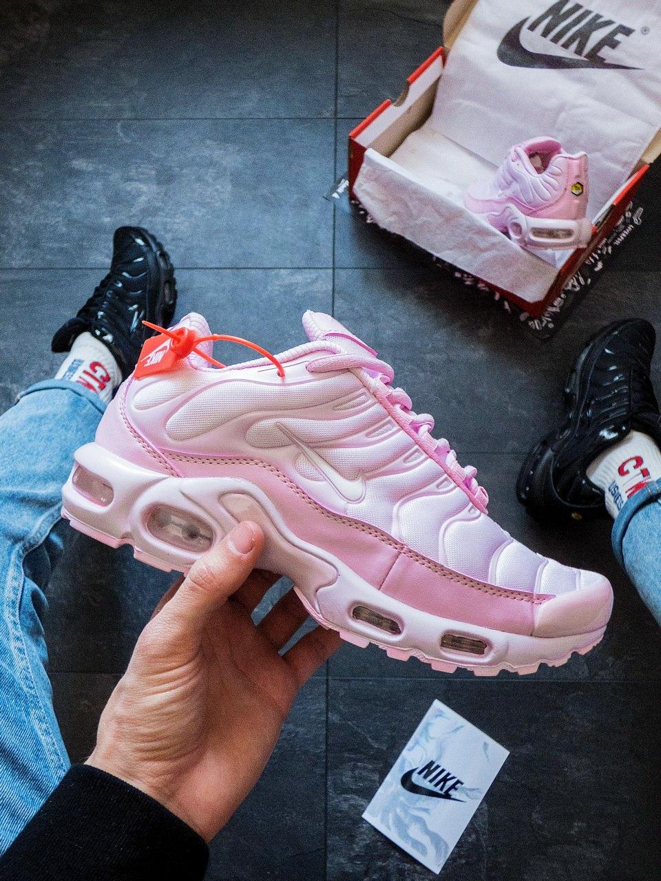 Nike Air Max Plus TN Pink