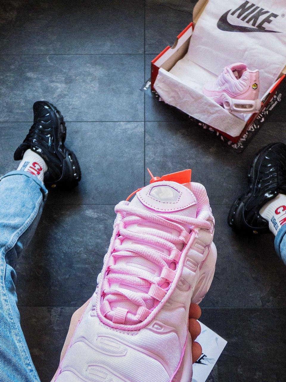 Nike Air Max Plus TN Pink