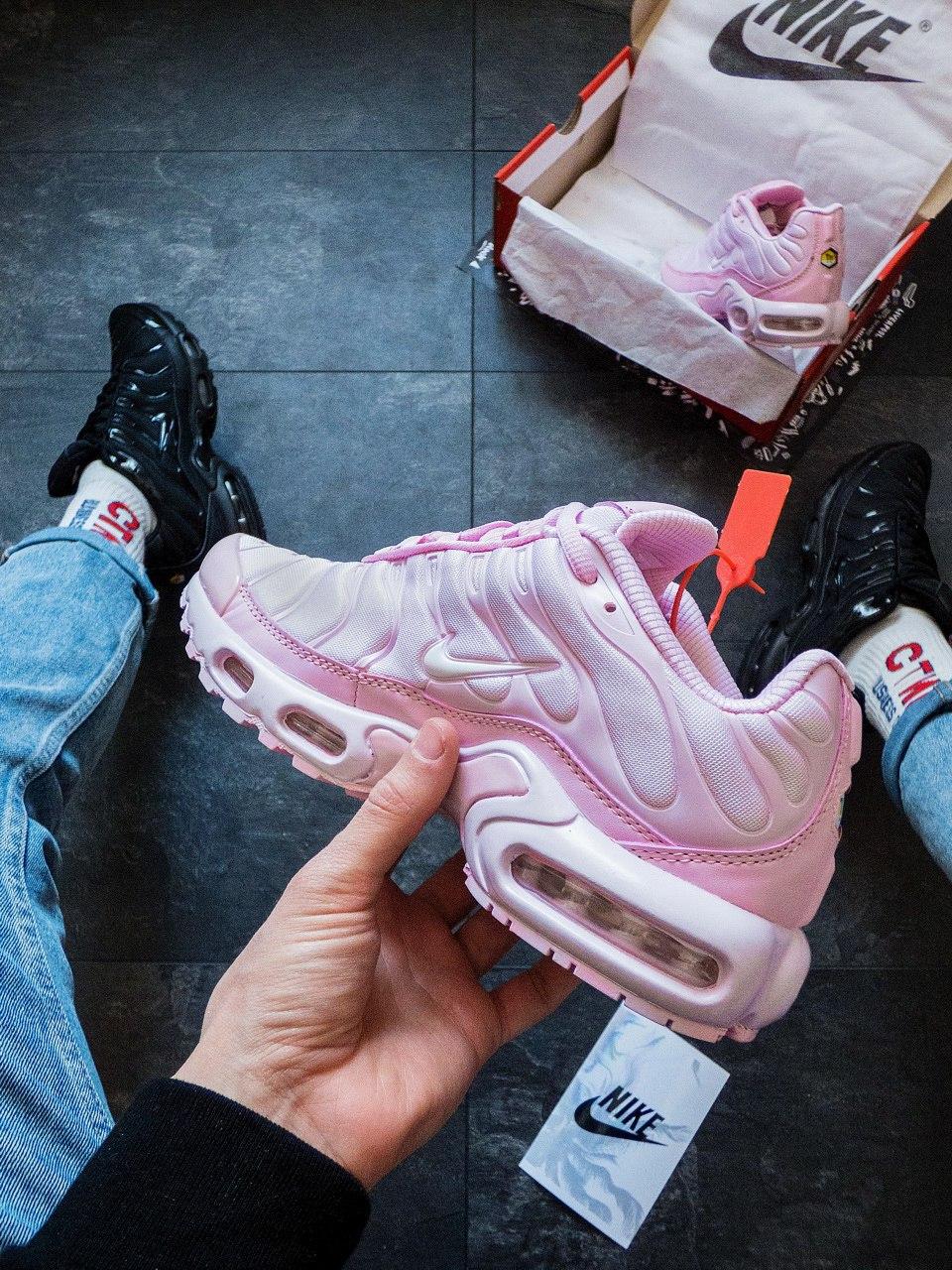 Nike Air Max Plus TN Pink