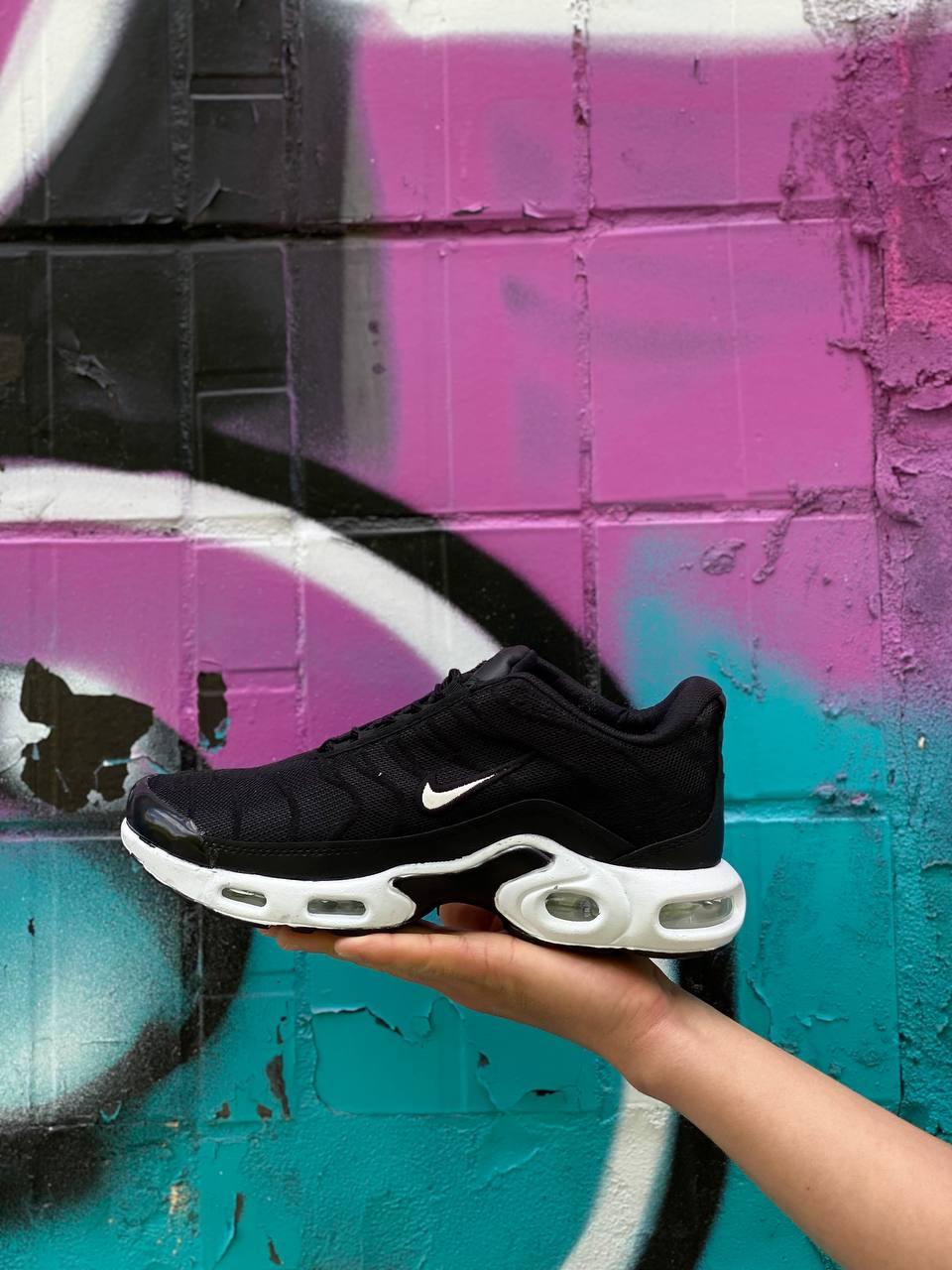 Nike Air Max Plus TN Black