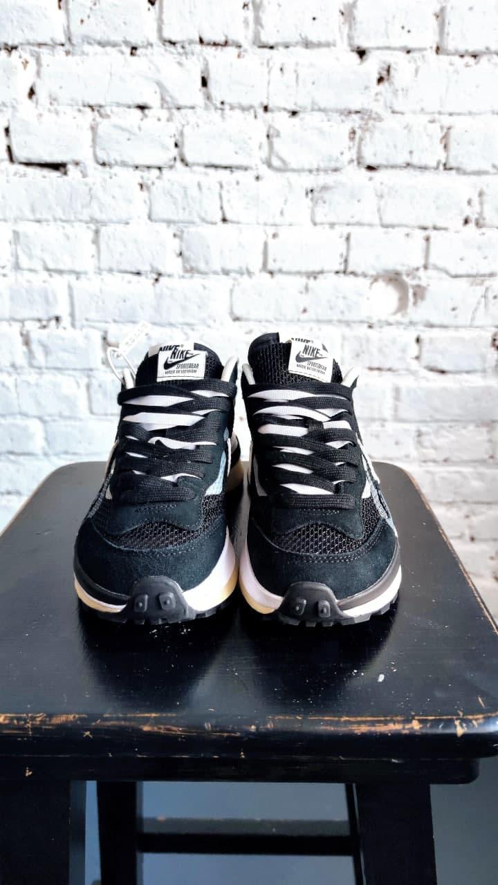 Nike VaporWaffle x Sacai Black White