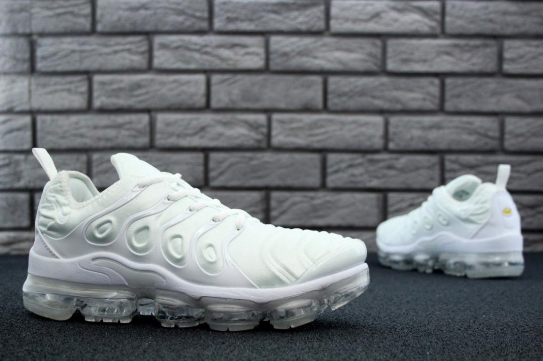 Nike Vapor Max Plus White