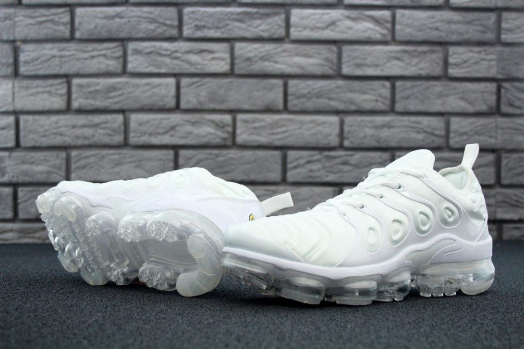 Nike Vapor Max Plus White