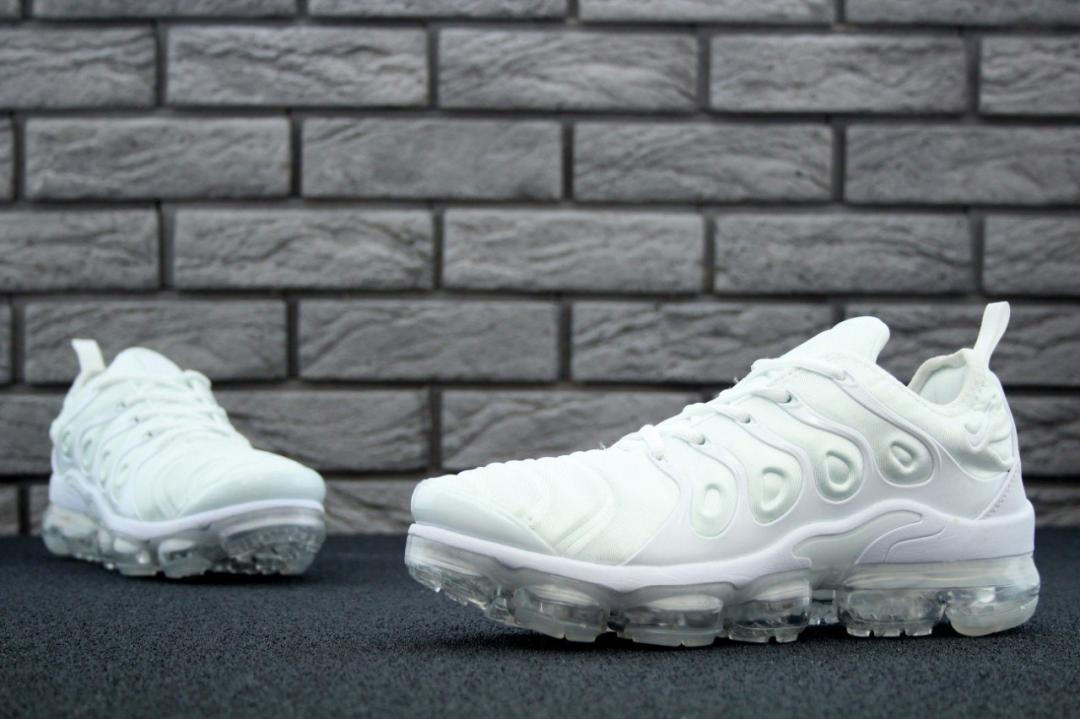 Nike Vapor Max Plus White