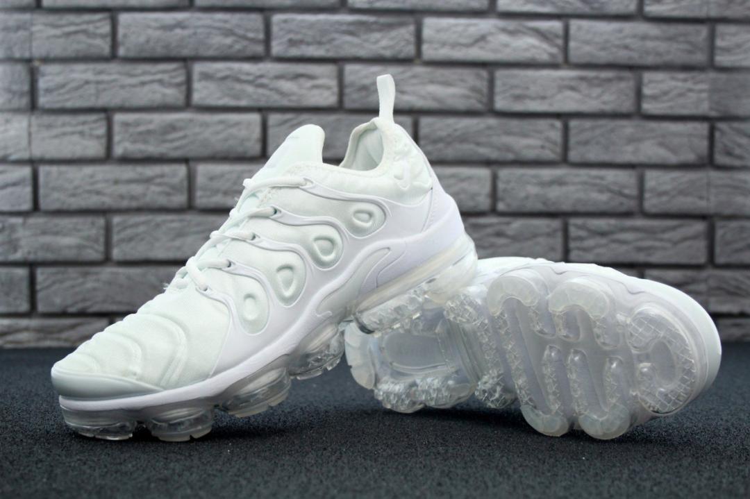 Nike Vapor Max Plus White