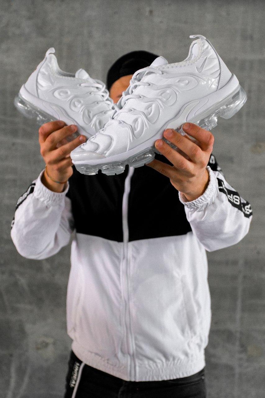 Nike Vapor Max Plus White