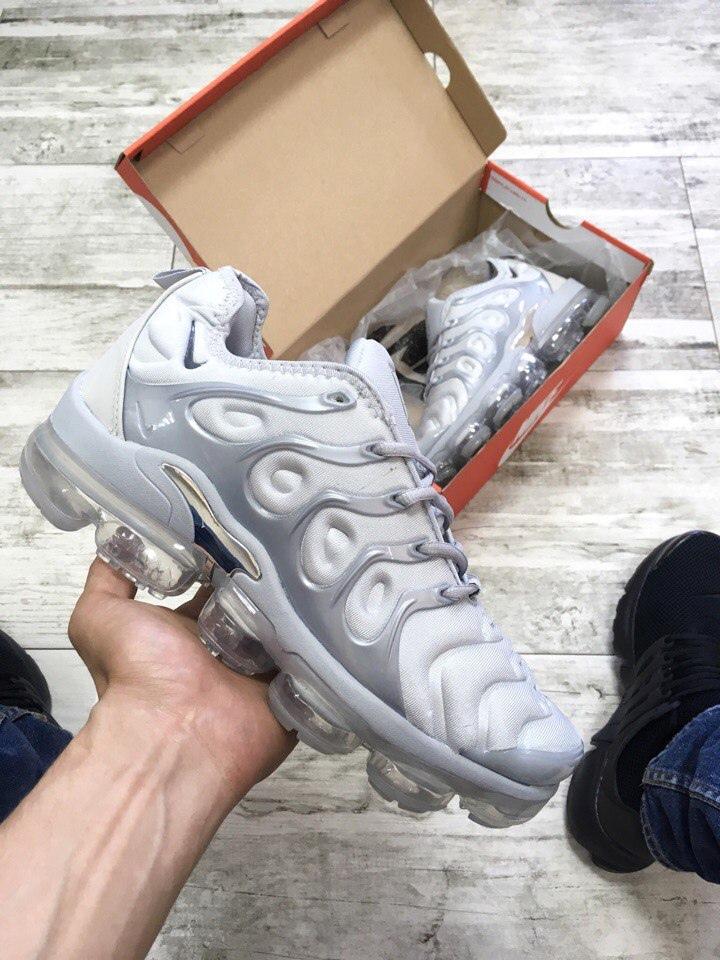 Nike Vapor Max Plus Grey