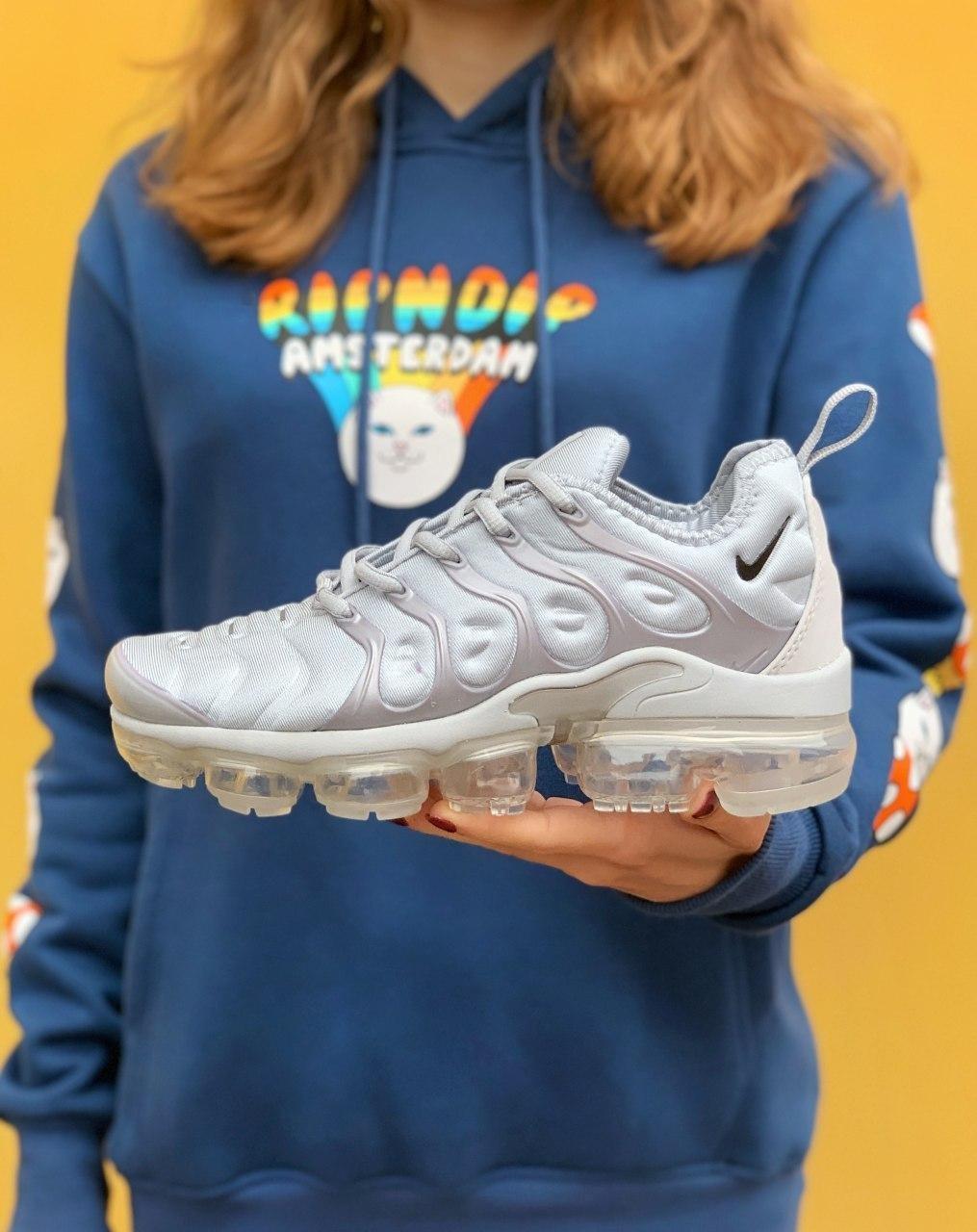 Nike Vapor Max Plus Grey