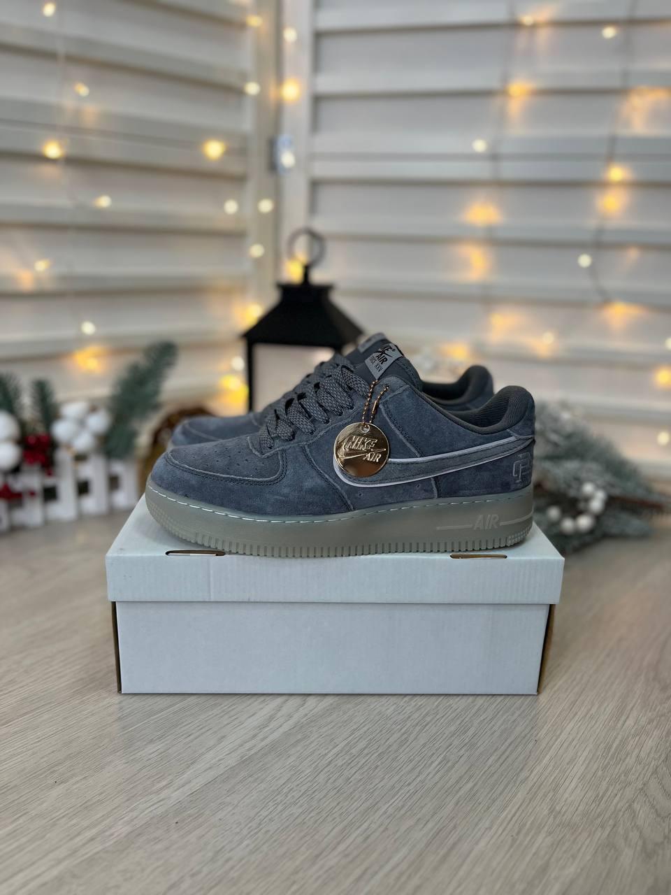 Nike Air Force 1 Reigning Champ