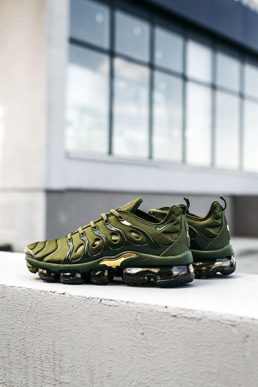 Nike Vapor Max Plus Khaki