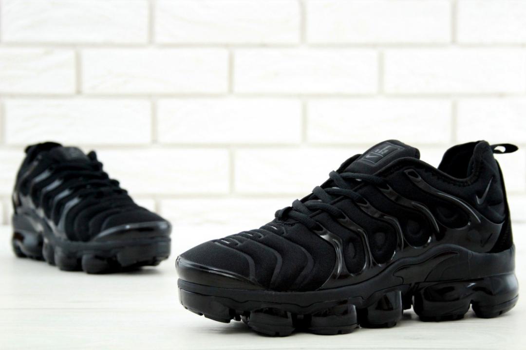 Nike Vapor Max Plus Black