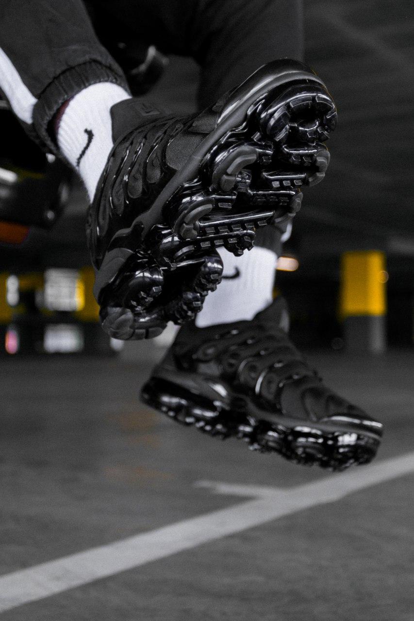 Nike Vapor Max Plus Black