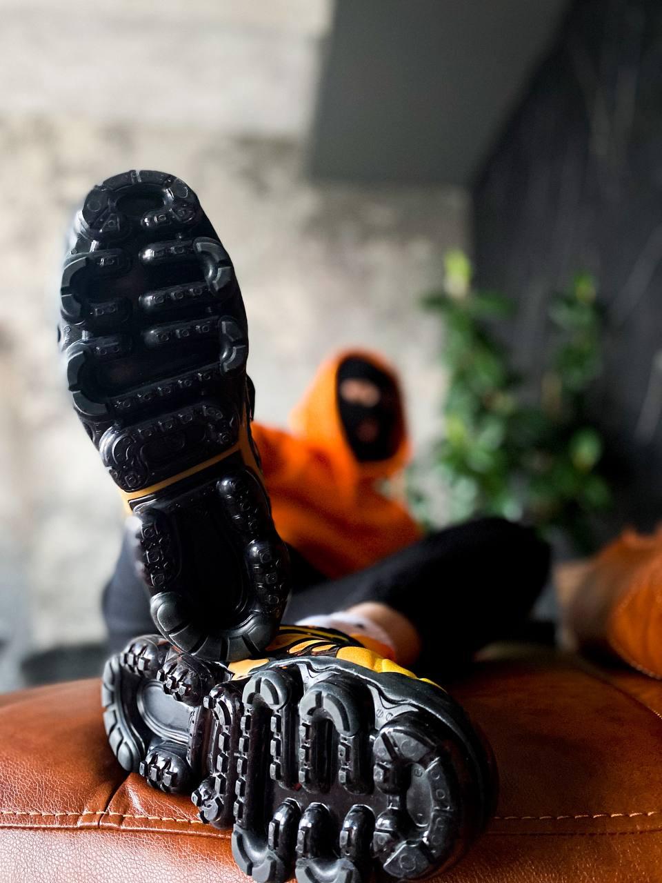 Nike Vapor Max Plus Orange