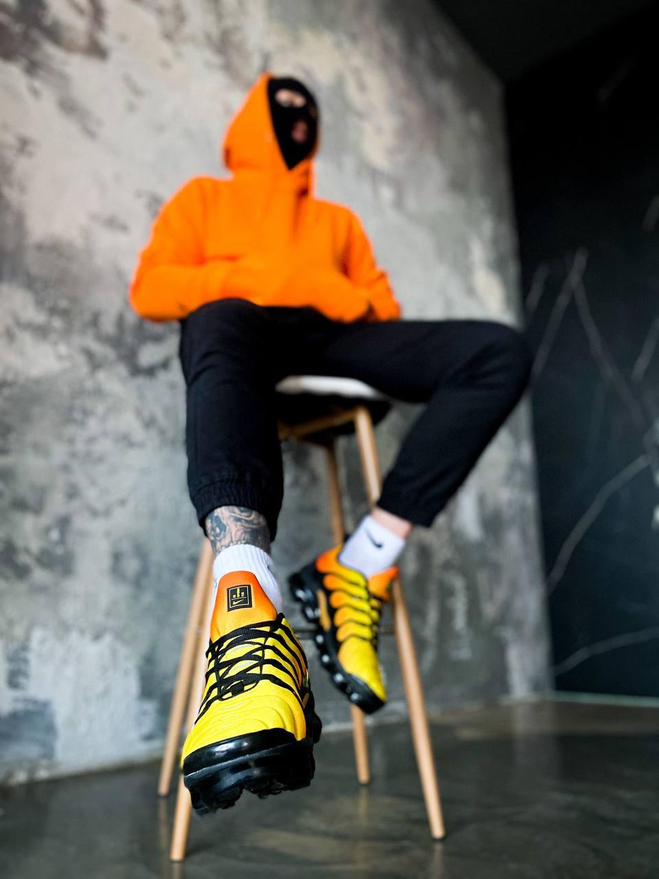 Nike Vapor Max Plus Orange
