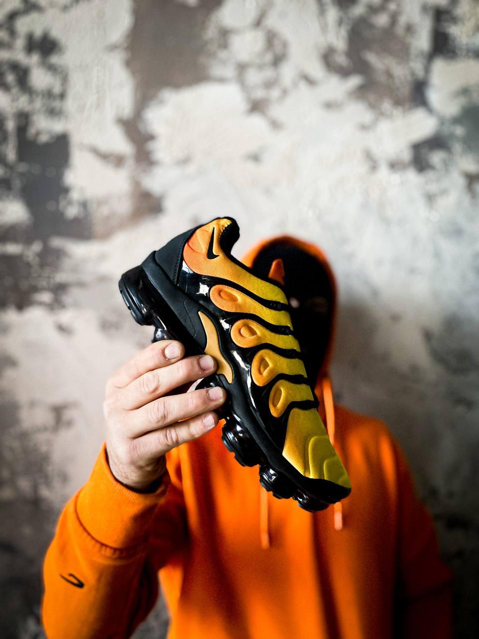 Nike Vapor Max Plus Orange