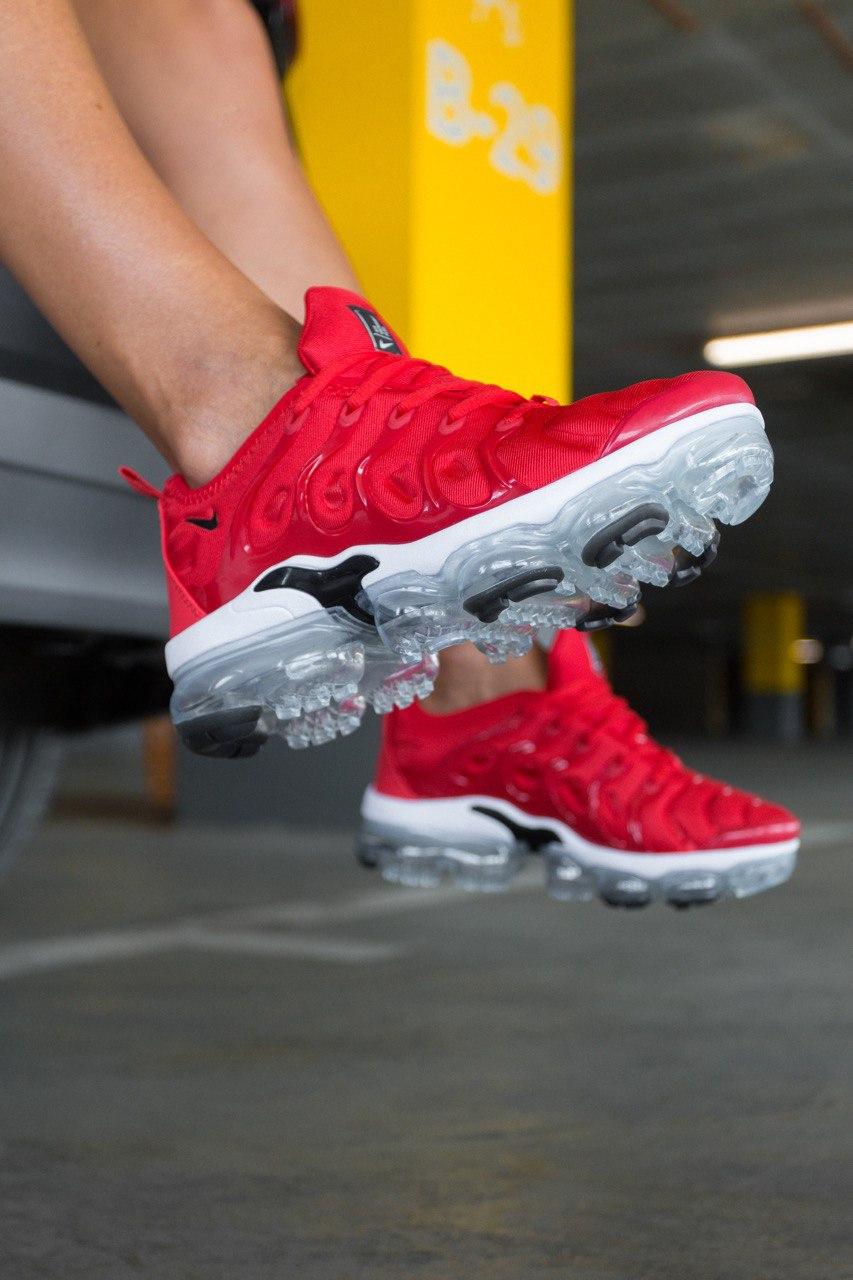 Nike Vapor Max Plus Red White