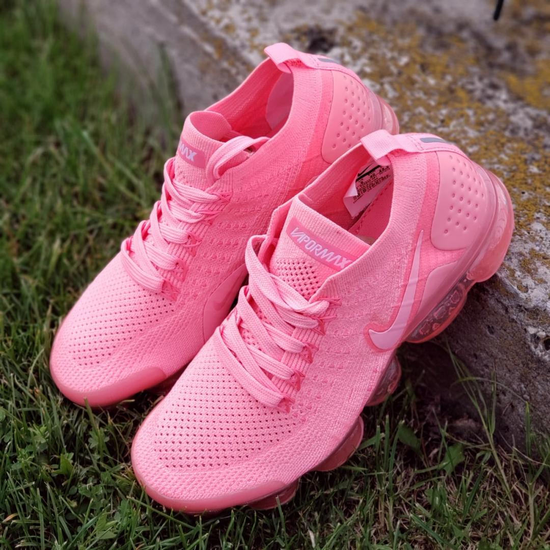 Nike Vapor Max Plus Pink
