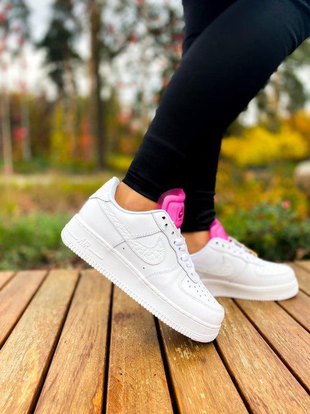 Nike Air Force 1 White Pink 1