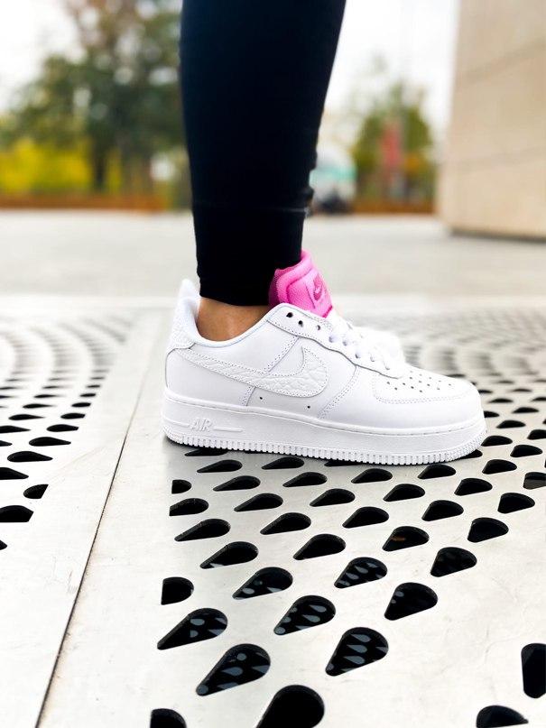 Nike Air Force 1 White Pink 1