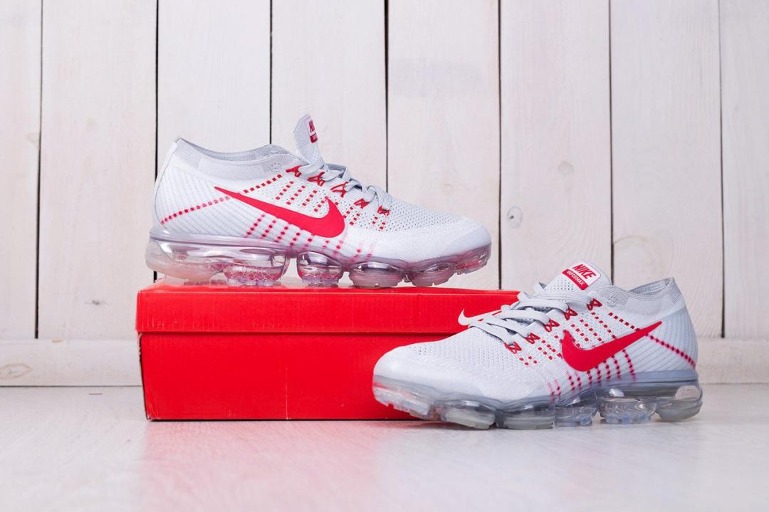 Nike Vapor Max Plus Nude