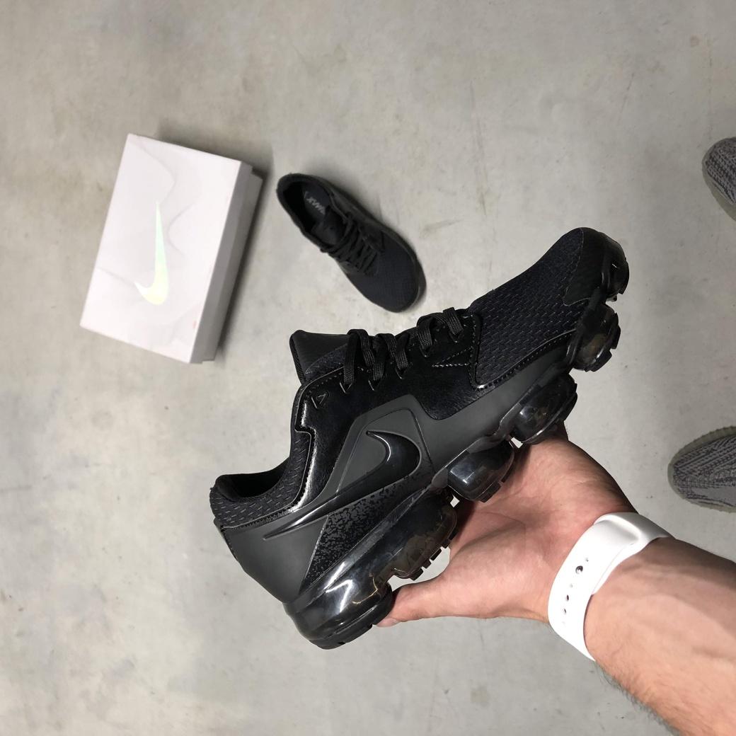 Nike Vapor Max CS Triple Black