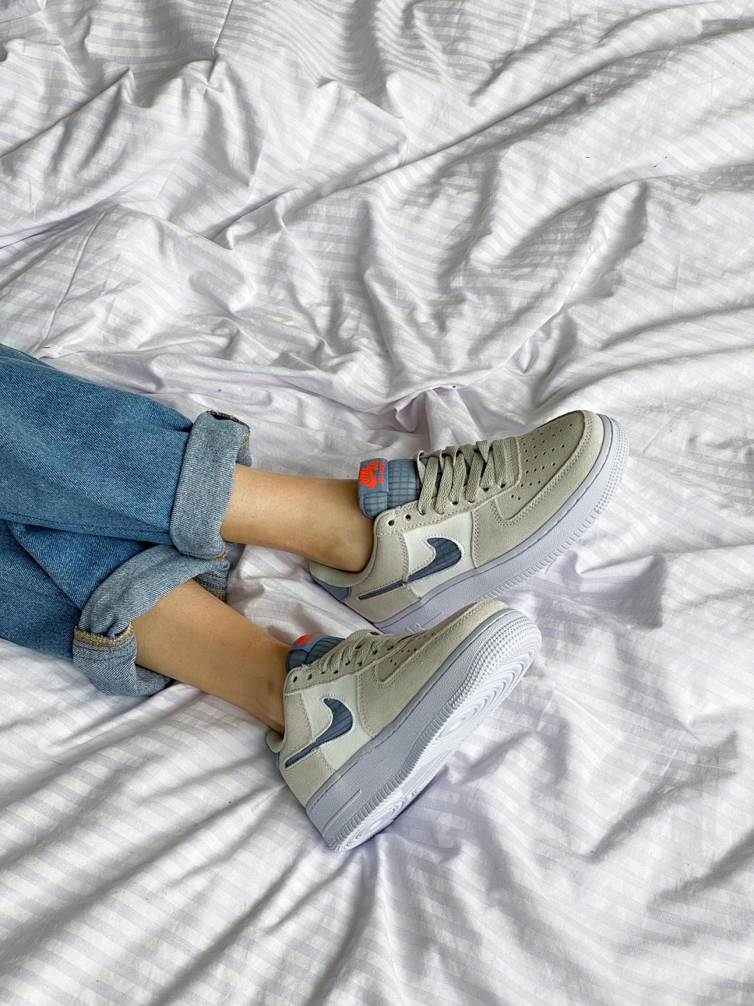 Nike Air Force 1 Beige White 3