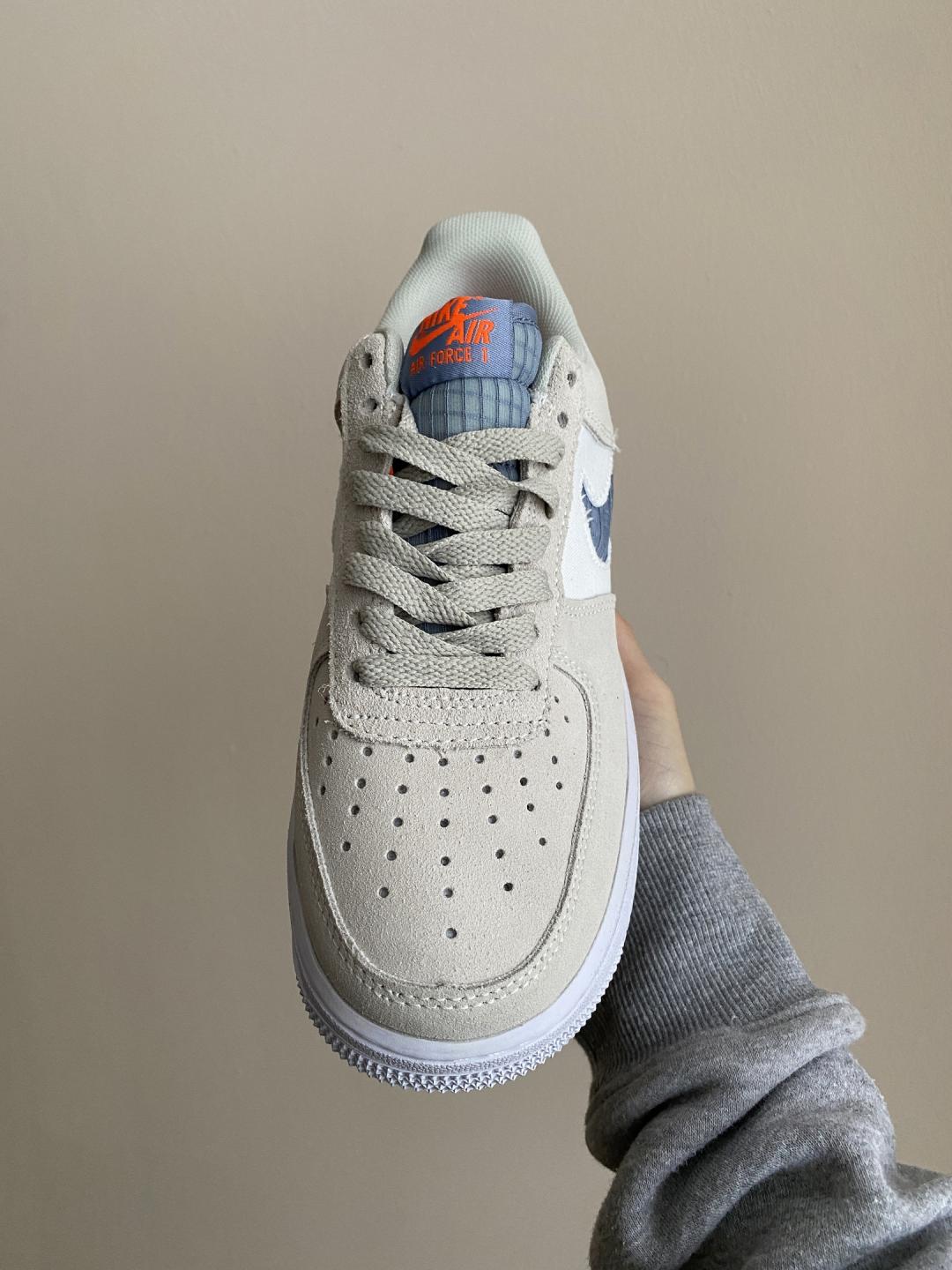 Nike Air Force 1 Beige White 3