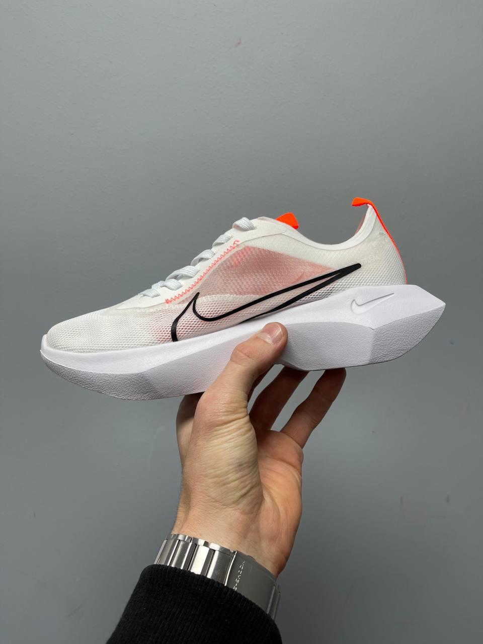 Nike Vista Lite White Orange