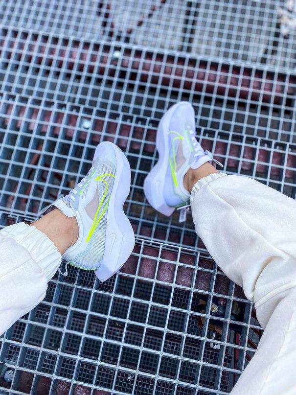 Nike VISTA LITE Pure Platinum