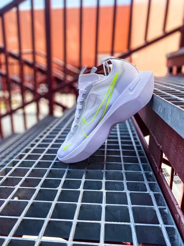 Nike VISTA LITE Pure Platinum