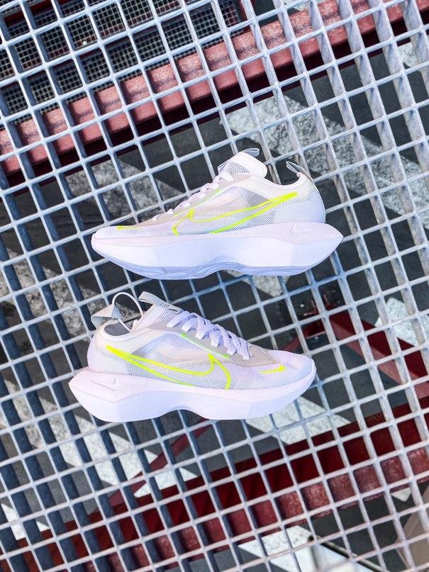 Nike VISTA LITE Pure Platinum