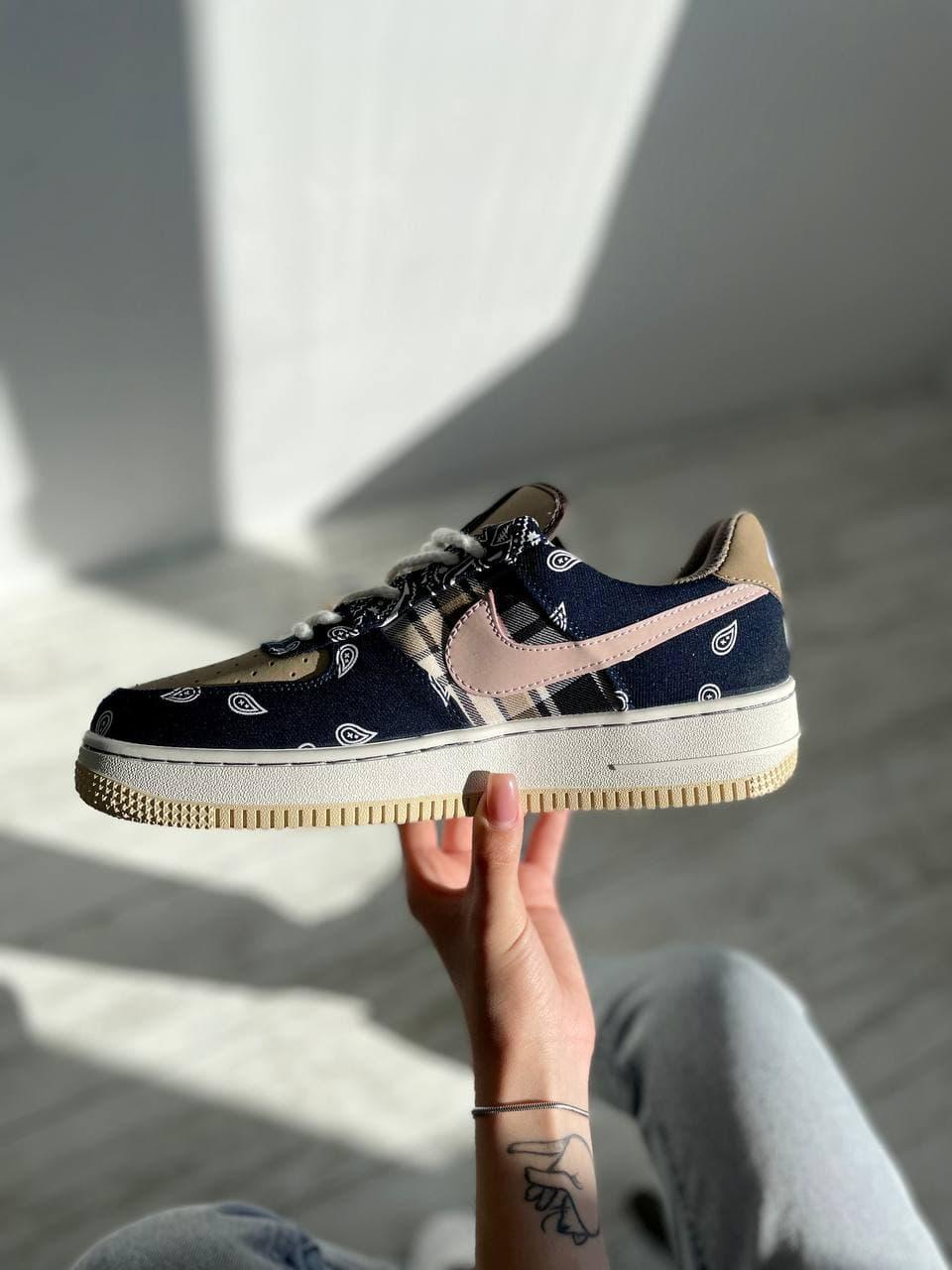Nike Air Force 1 Cactus Jack